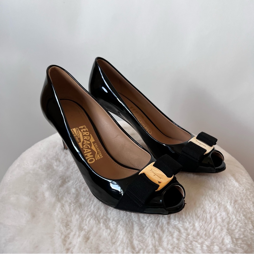 Salvatore Ferragamo Black High Heel Pumps size 6 - Picture 2 of 16